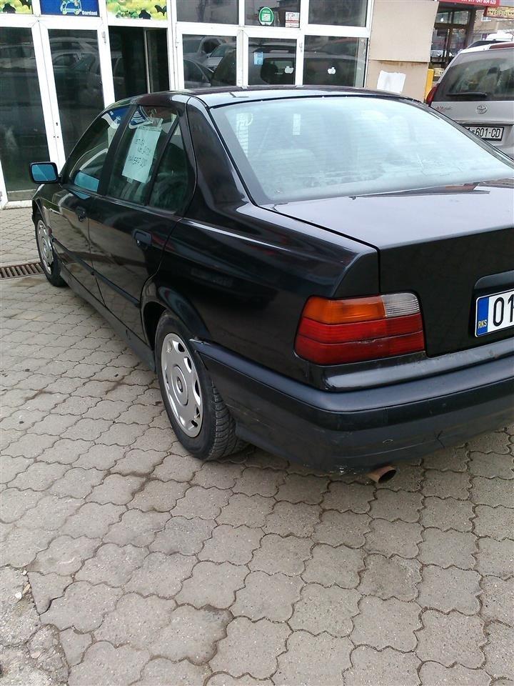 BMW-320I--92-
