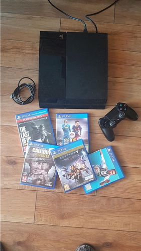 PS4
