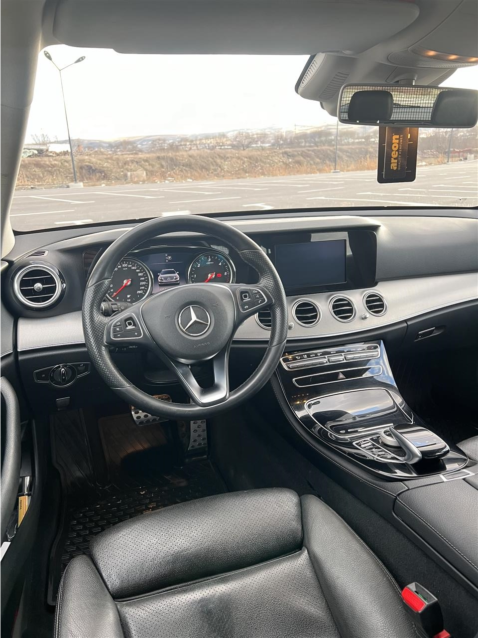 Mercedes-e-220-