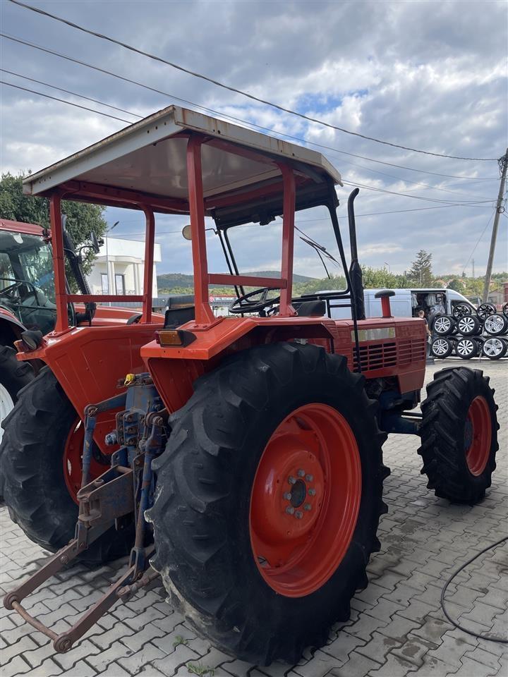 Traktor-Same-Leopard-85-4X4
