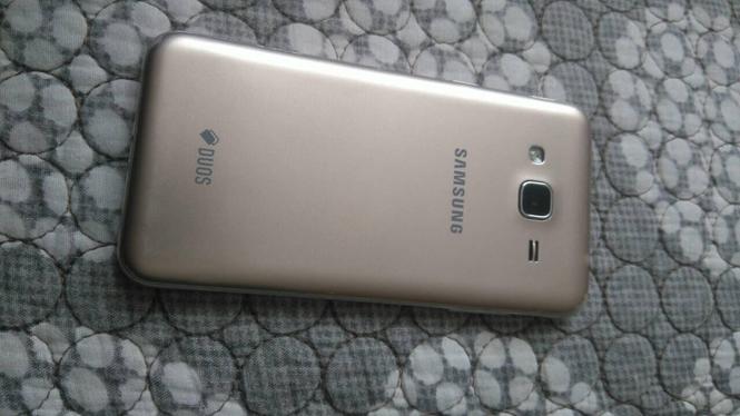 Samsung J3