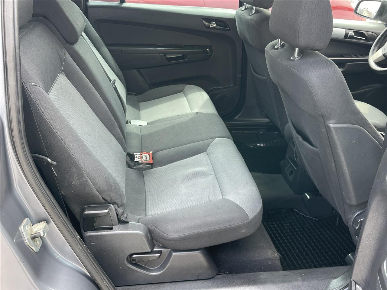 OPEL-ZAFIRA-1-9-CDTI--7-ulse