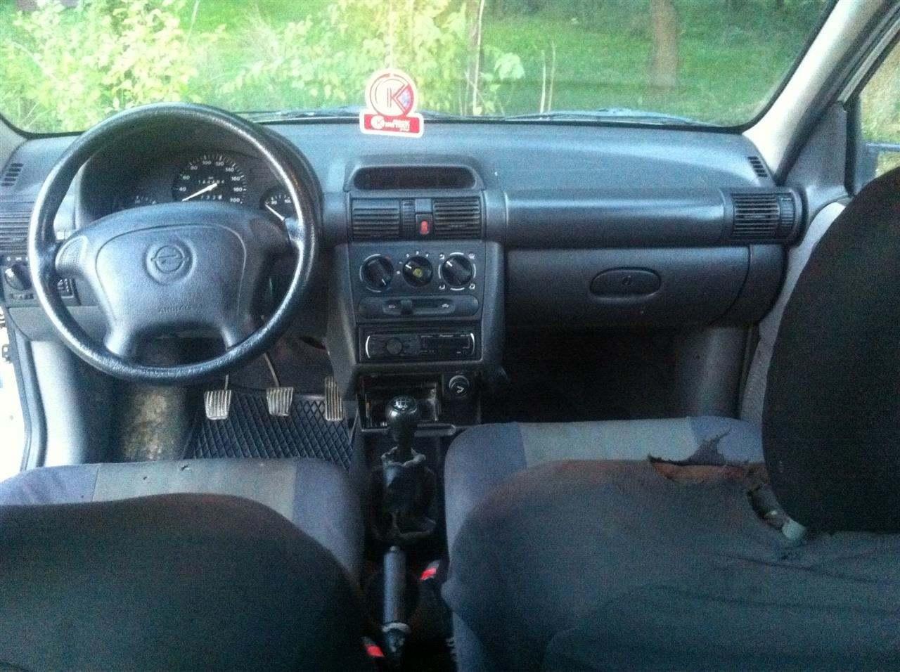 Shitet-Opel-Combo