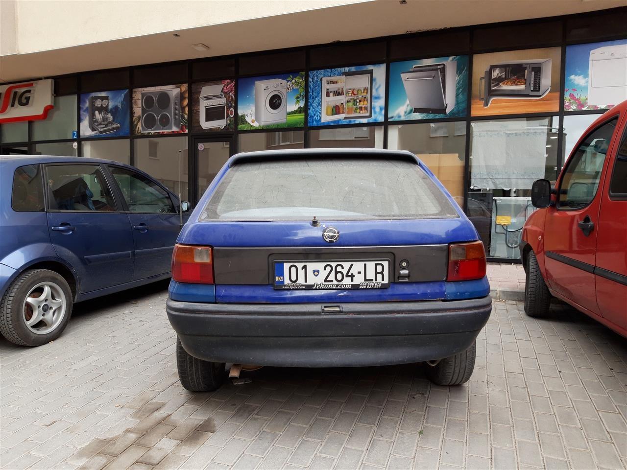 Opel-Astër