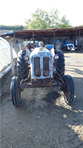 Traktor
