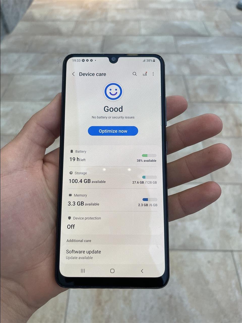 Shes-Samsung-A32