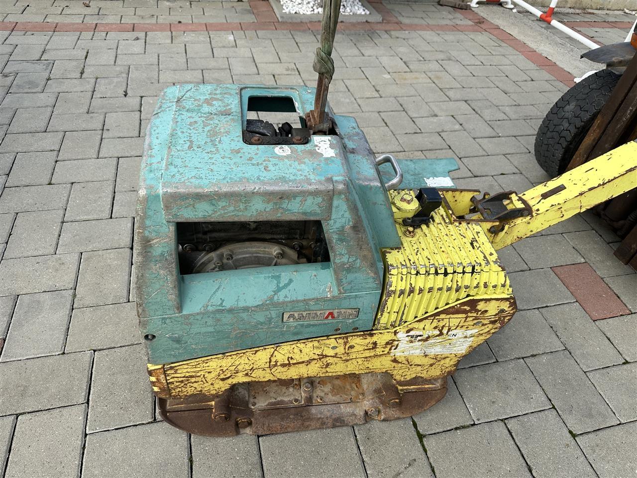 Ammann--------