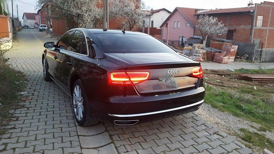 AUDI-A8--11-
