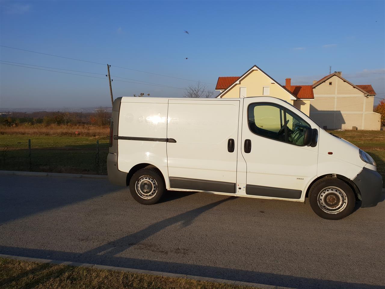 OPEL-VIVARO-1-9-CDTI