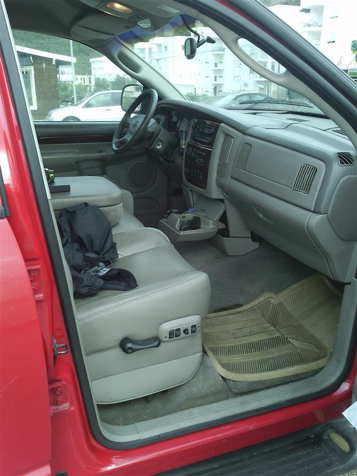 Dodge-RAM-1500-model--04-