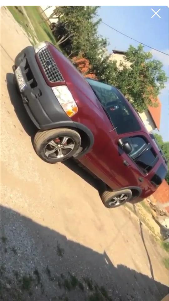 Shitet-ford-explorer-