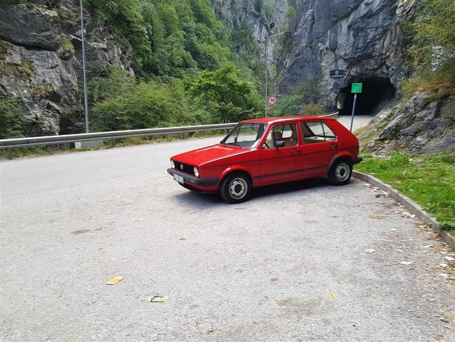 GOLF 1 