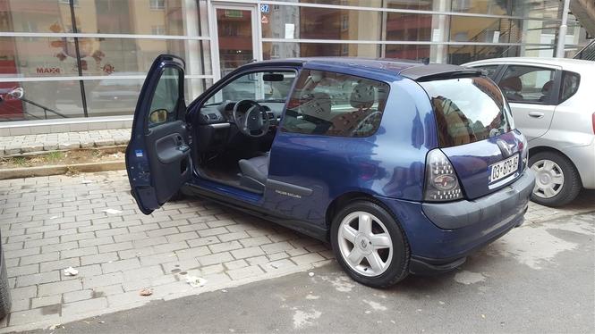 Shitet Renault clio