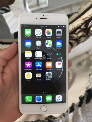 Shes iPhone 6 Plus