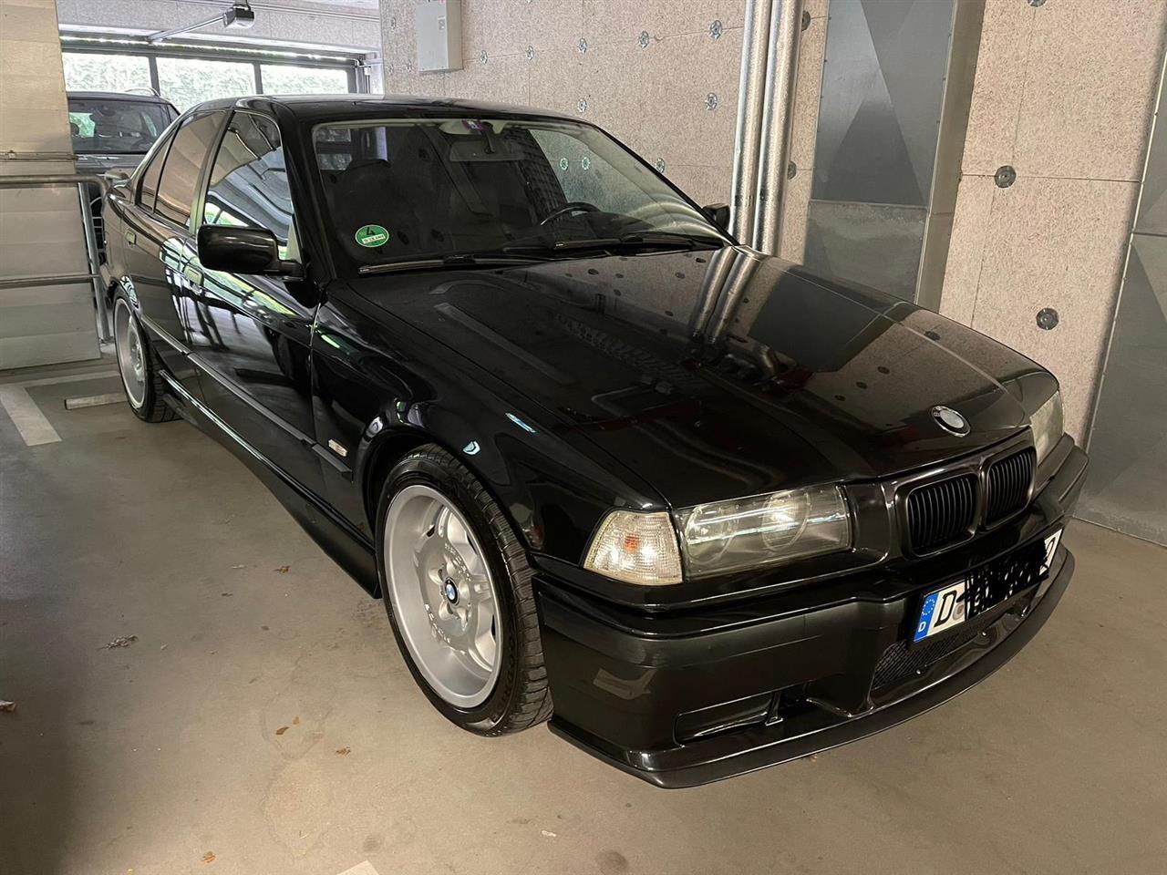 BMW