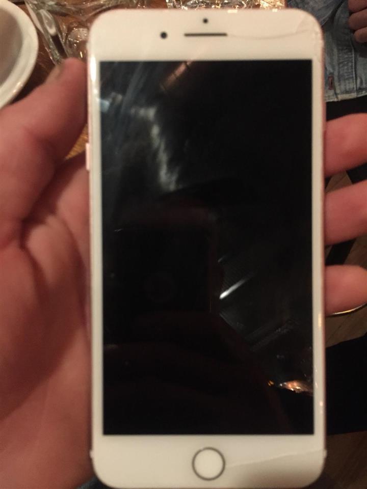 Iphone--7-plus-pulla-nk-i-bon-