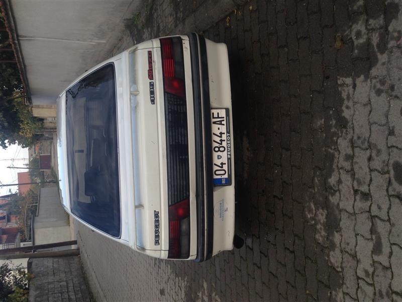 Peugot-405--80-