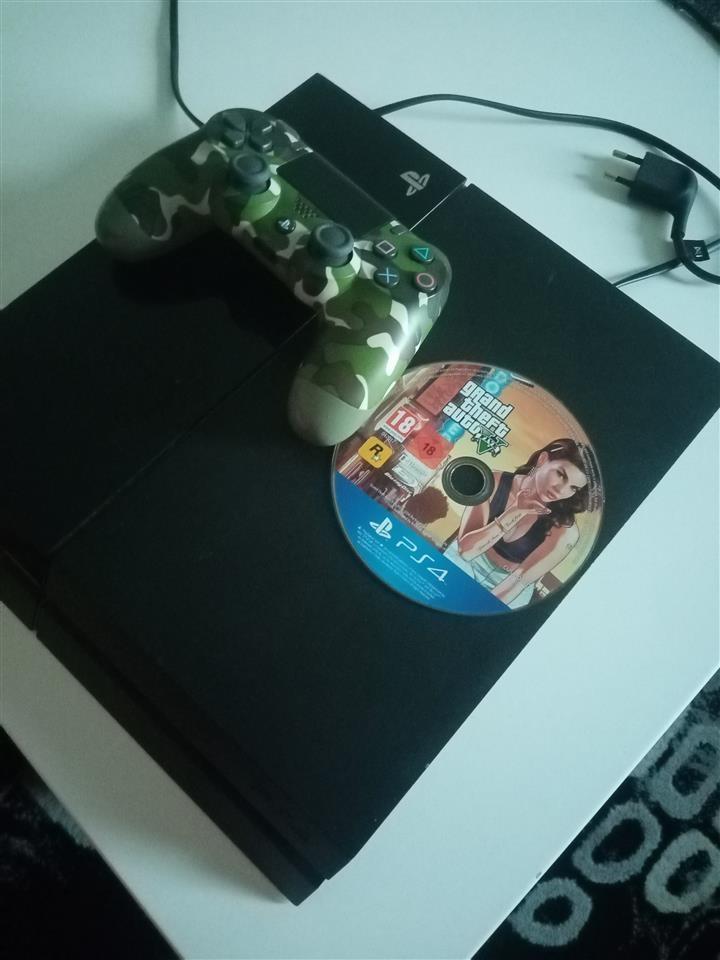 PS4