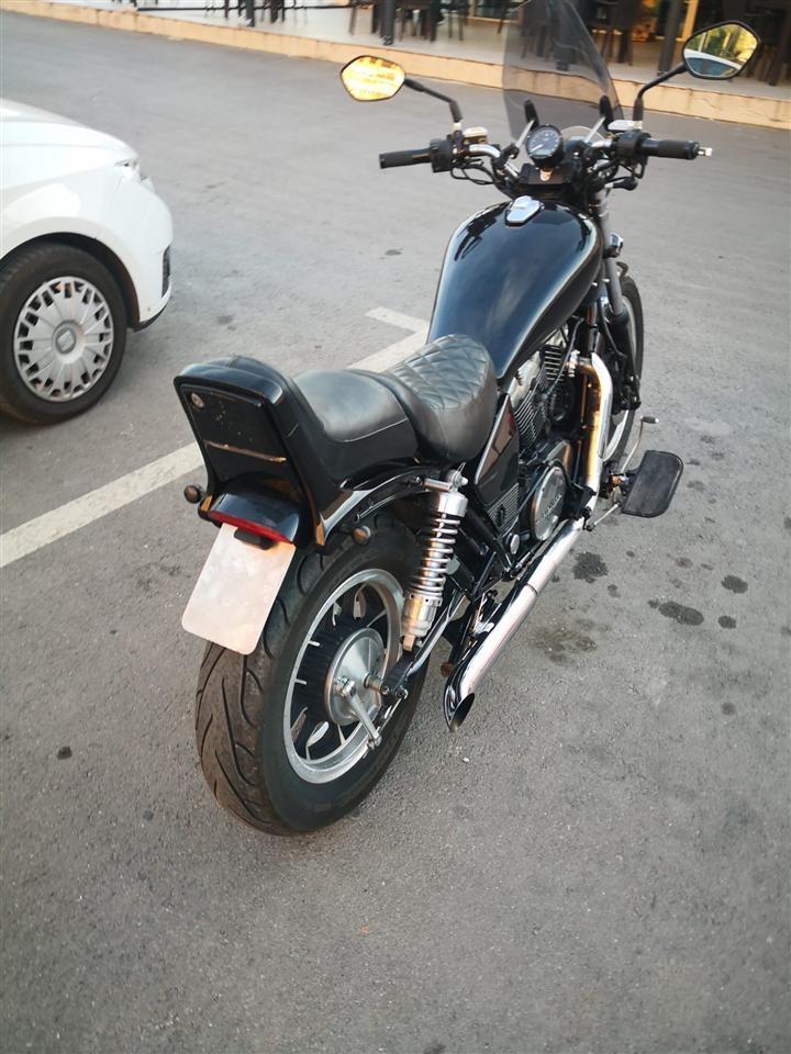 Honda-VT-750-rc-14
