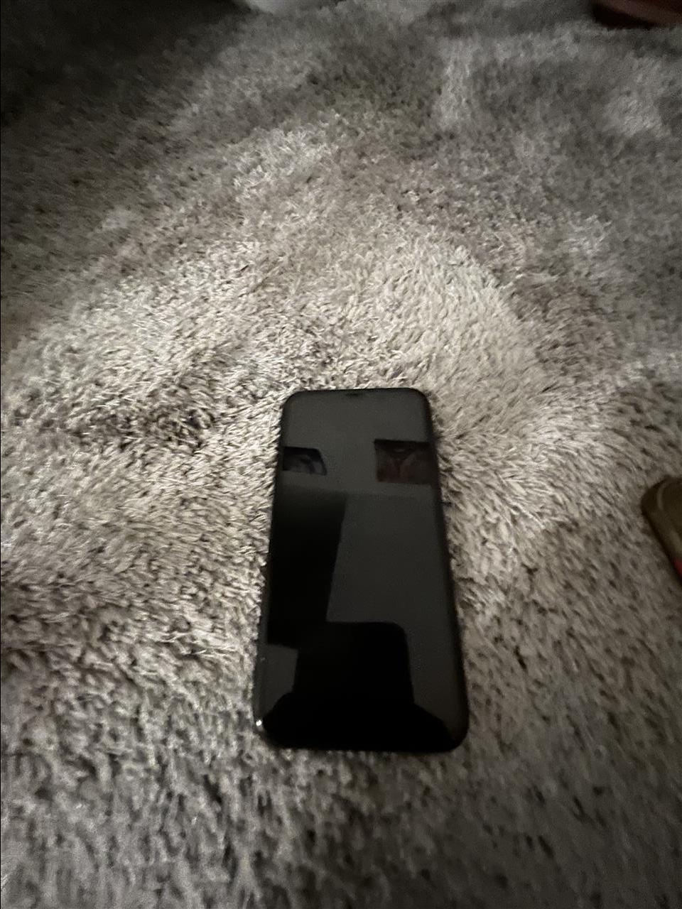 IPHONE-