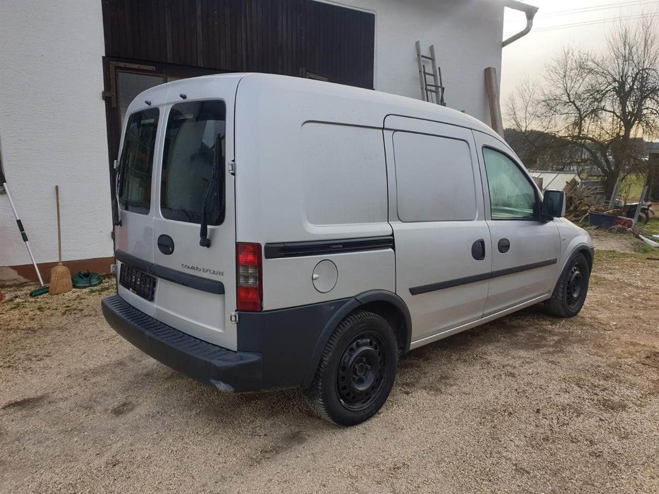 Opel-combo