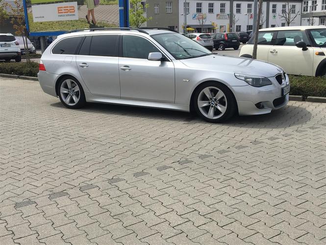 BMW E61 525D M
