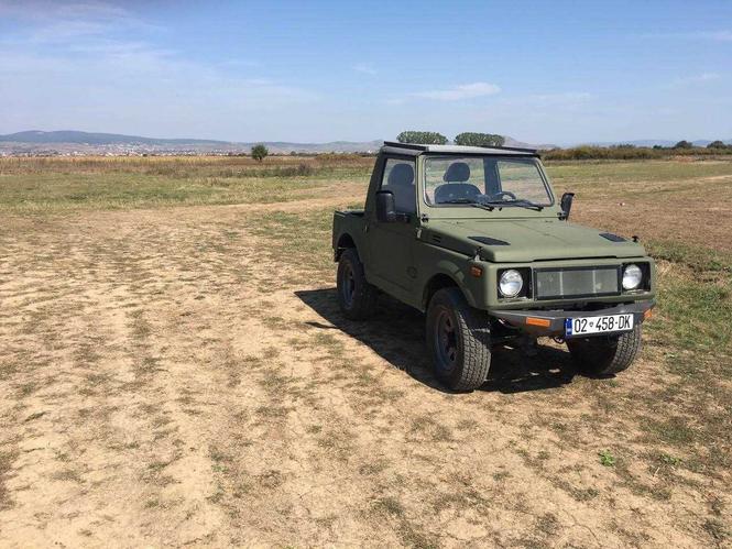 Suzuki Samurai