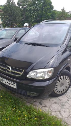Zafira 2.2 me 7 ulse