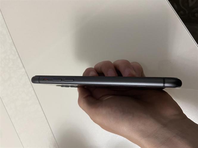 IPHONE 11 64GB 