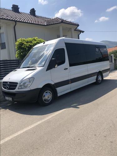 minibus