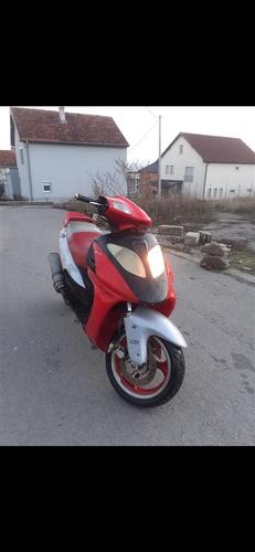 Skuter