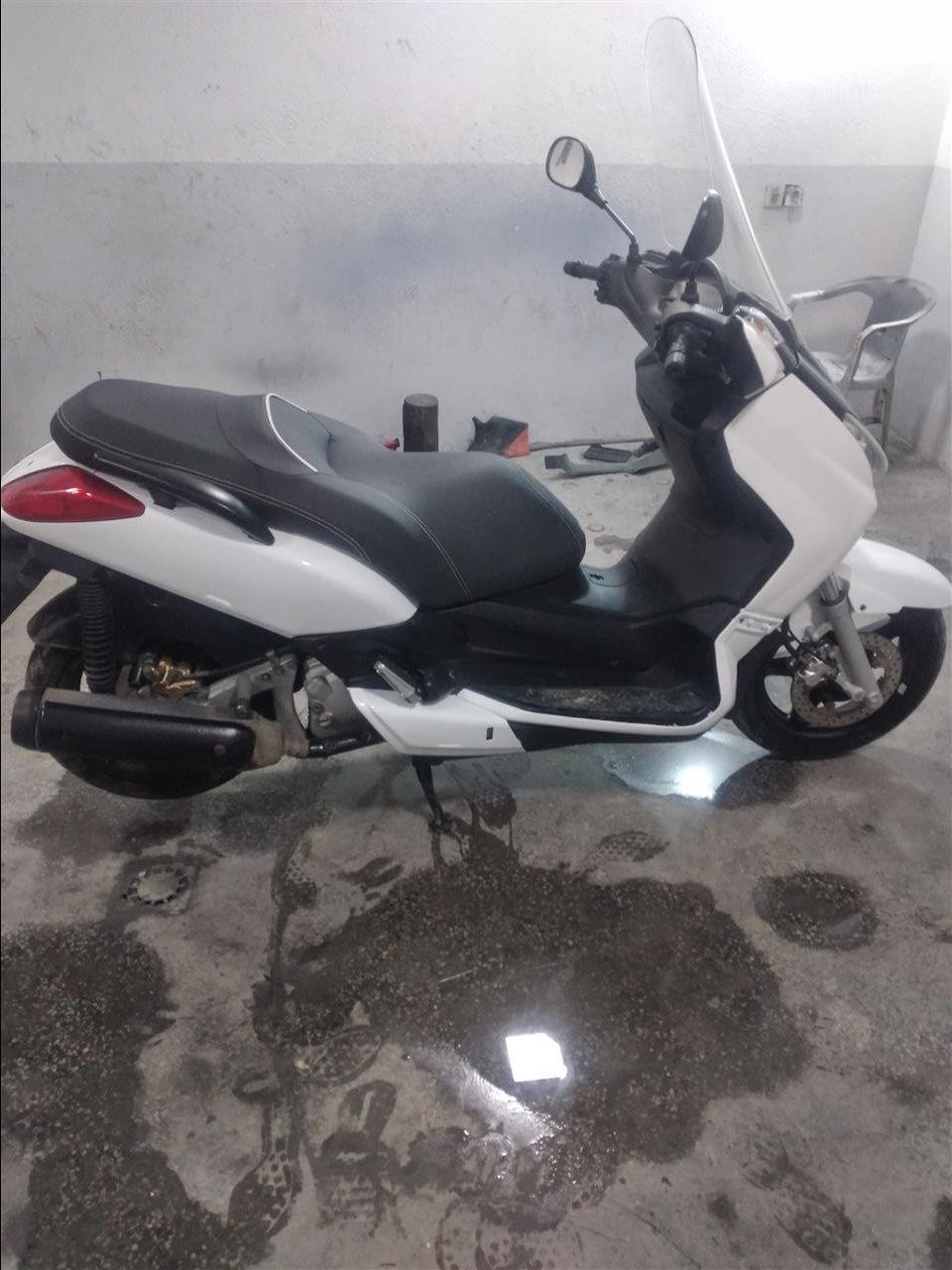 X-max-250cc