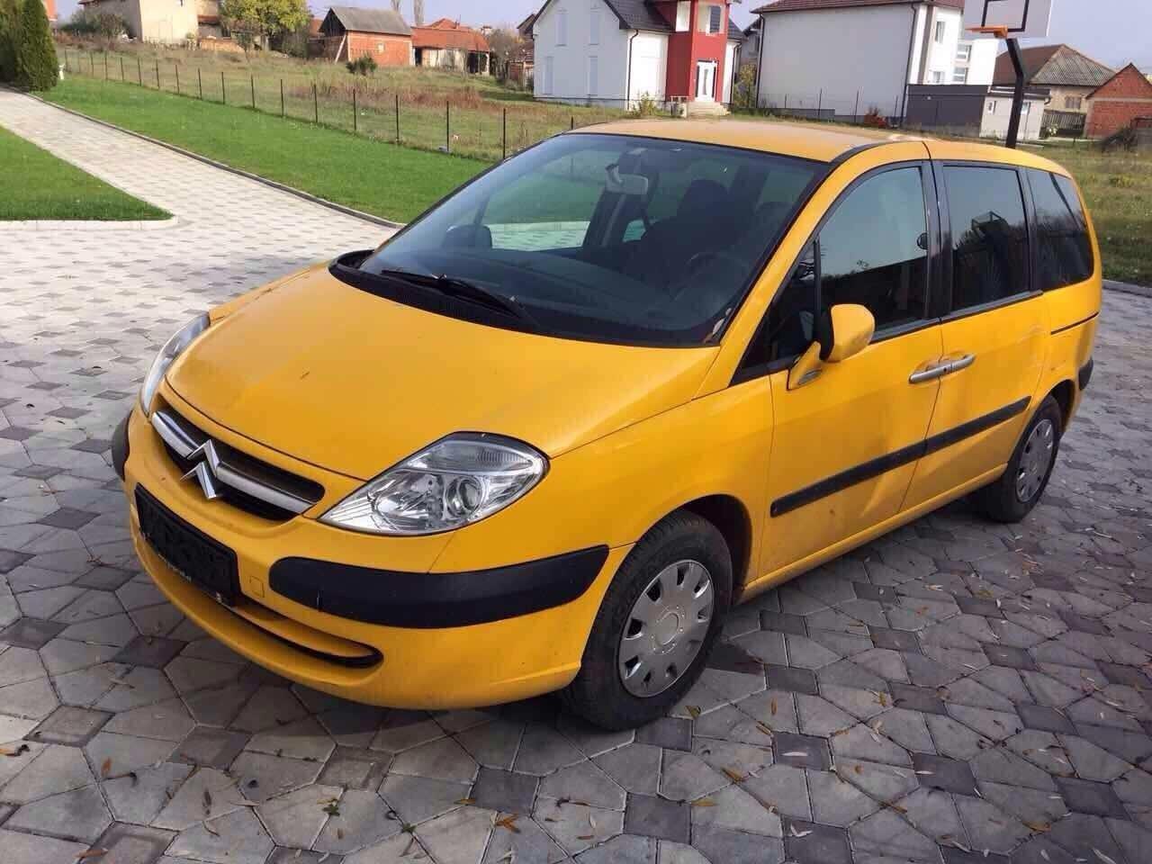 Citroen-c8