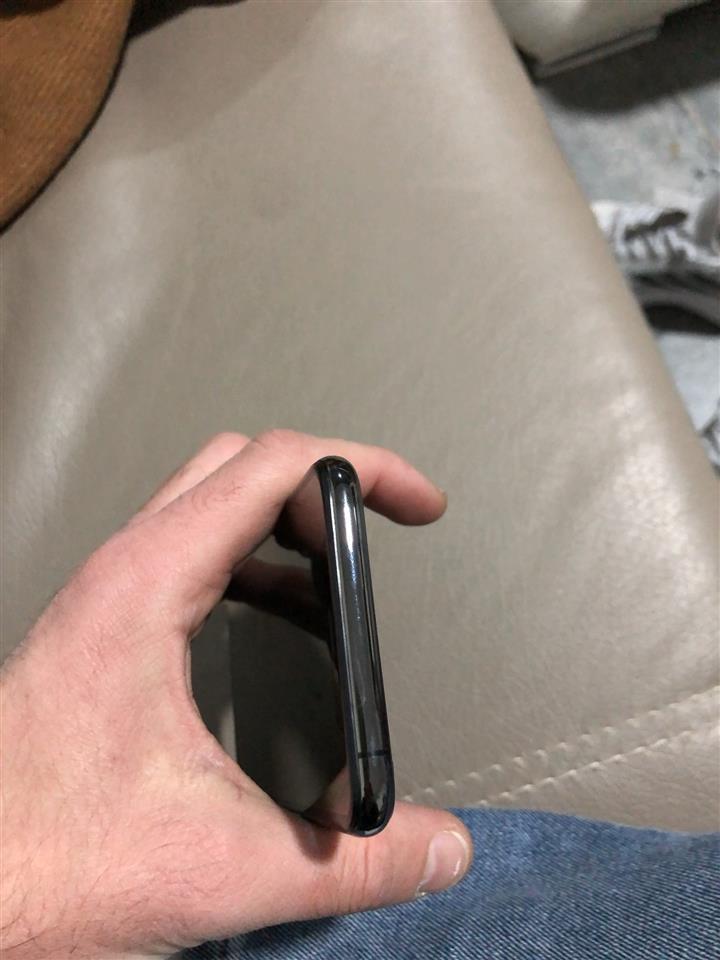 iPhone-XS