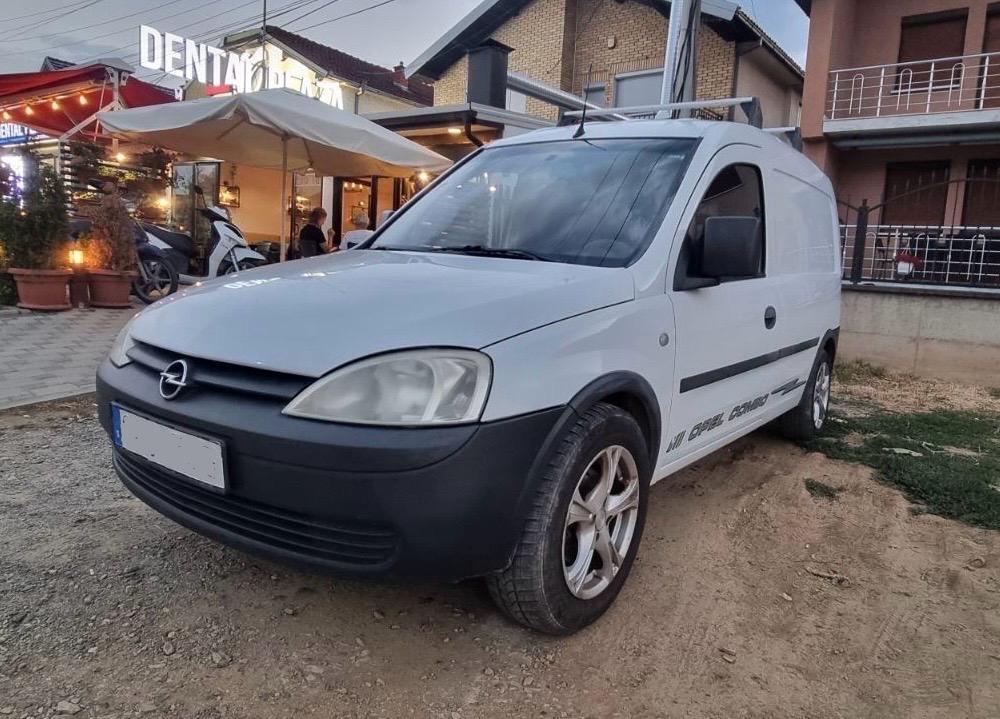 Opel-Combo-2007-1-3-CDTi-125000-km