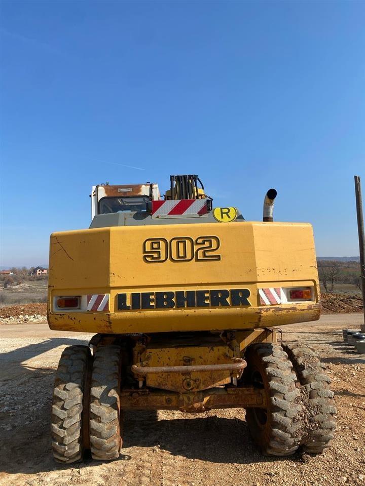 LIEBHERR-902-Litronic