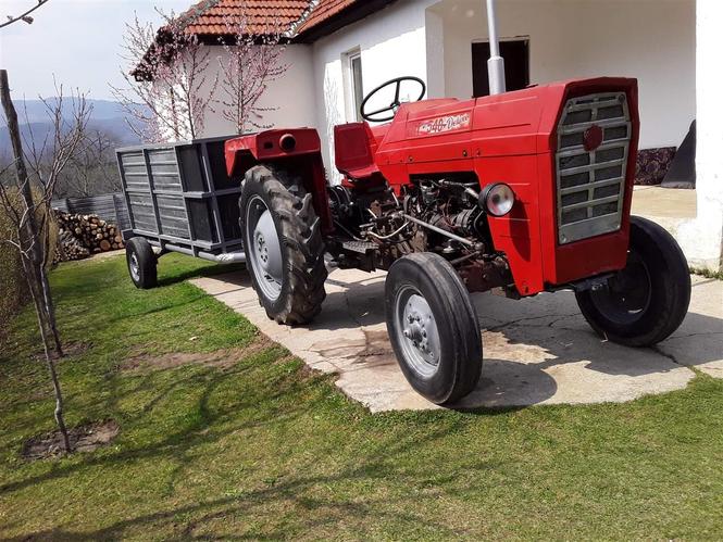 Traktor