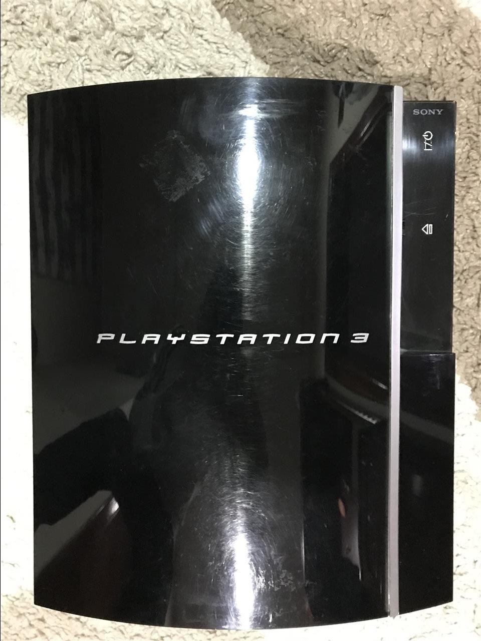 Shitet-Playstation-3
