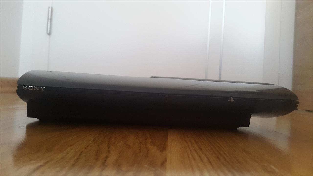 PS3-super-slim-
