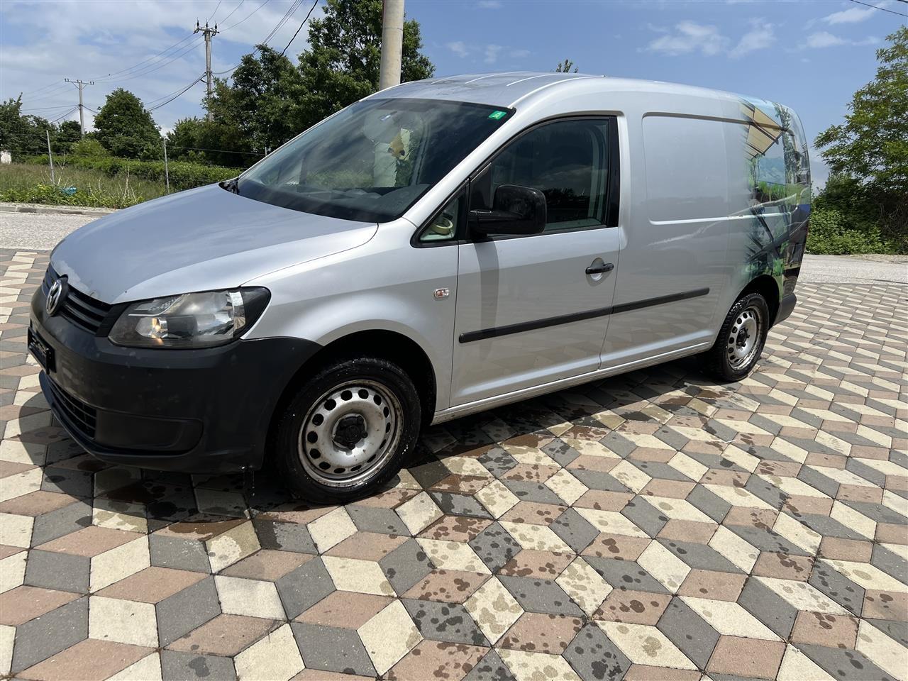 W-Caddy-