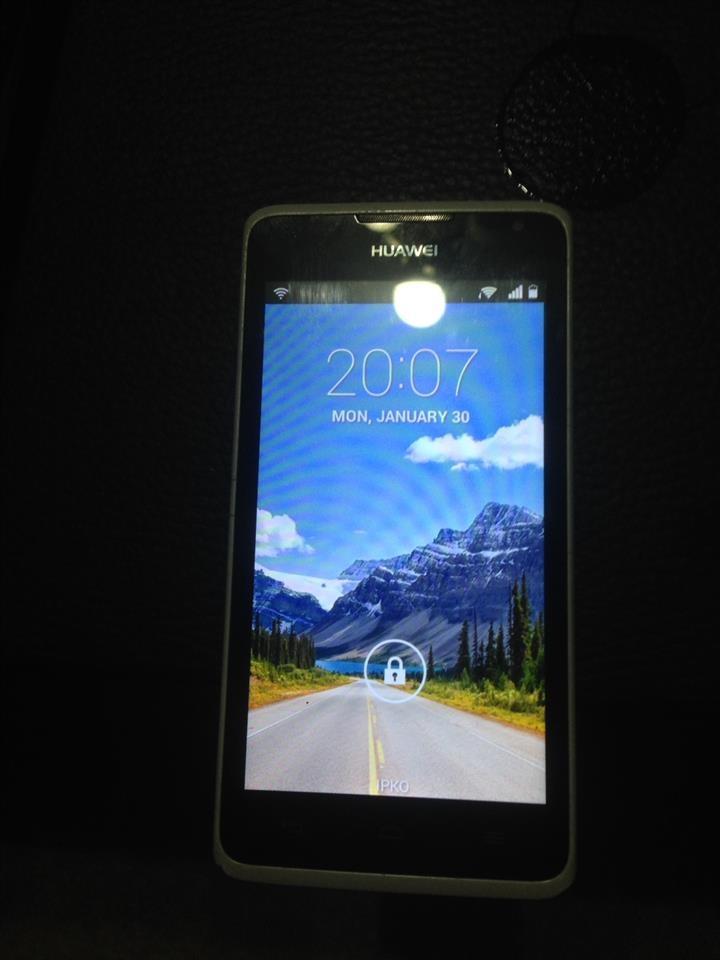HUAWEI---Y530