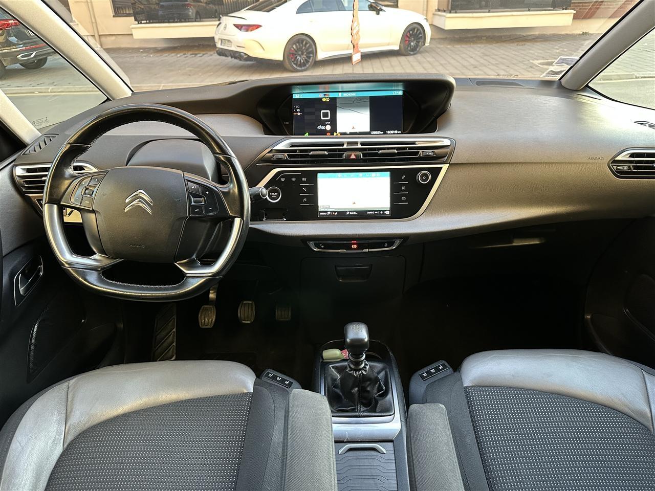 Citroen-C4-Grand-SpaceTourer-7-ULSE-96kW-131PS-I-garantuar-