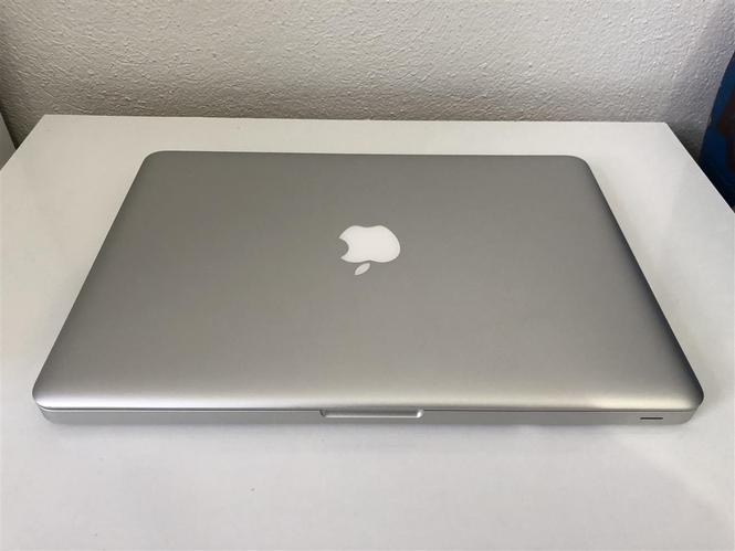 MacBook Pro I5