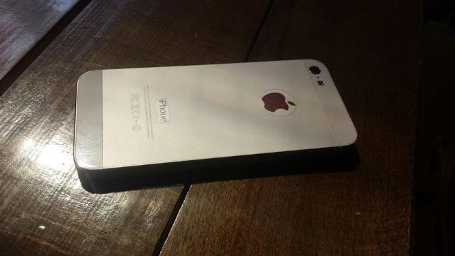 iPhone 5 white