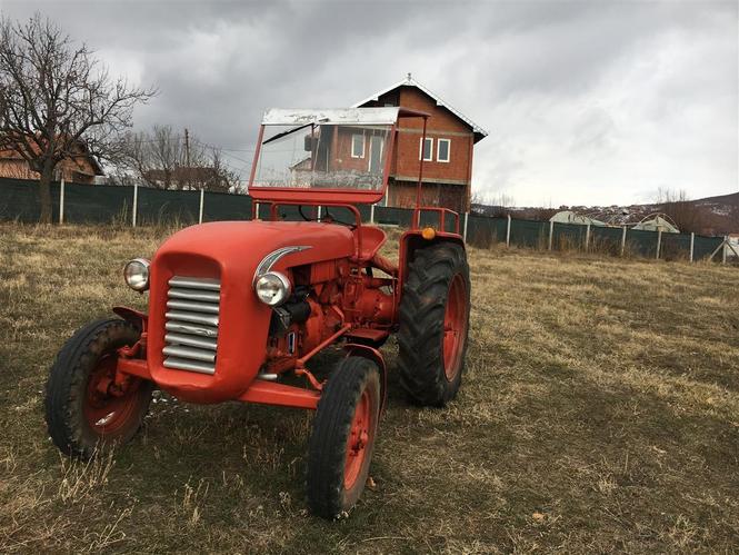 Traktor