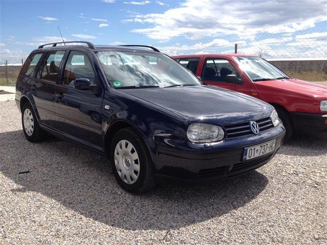 VW Golf -03