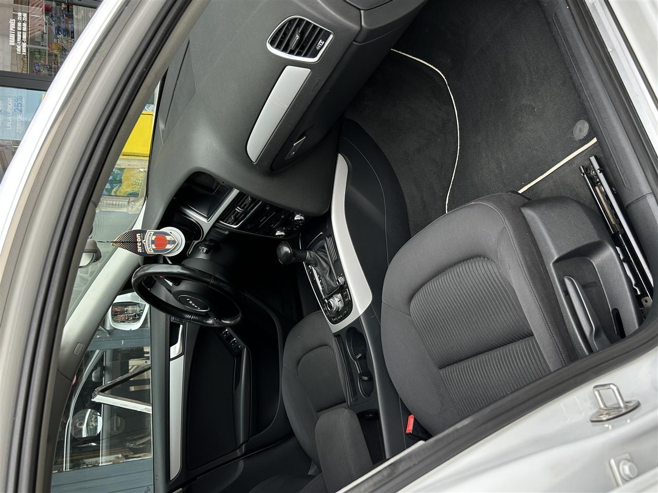 Audi-A4