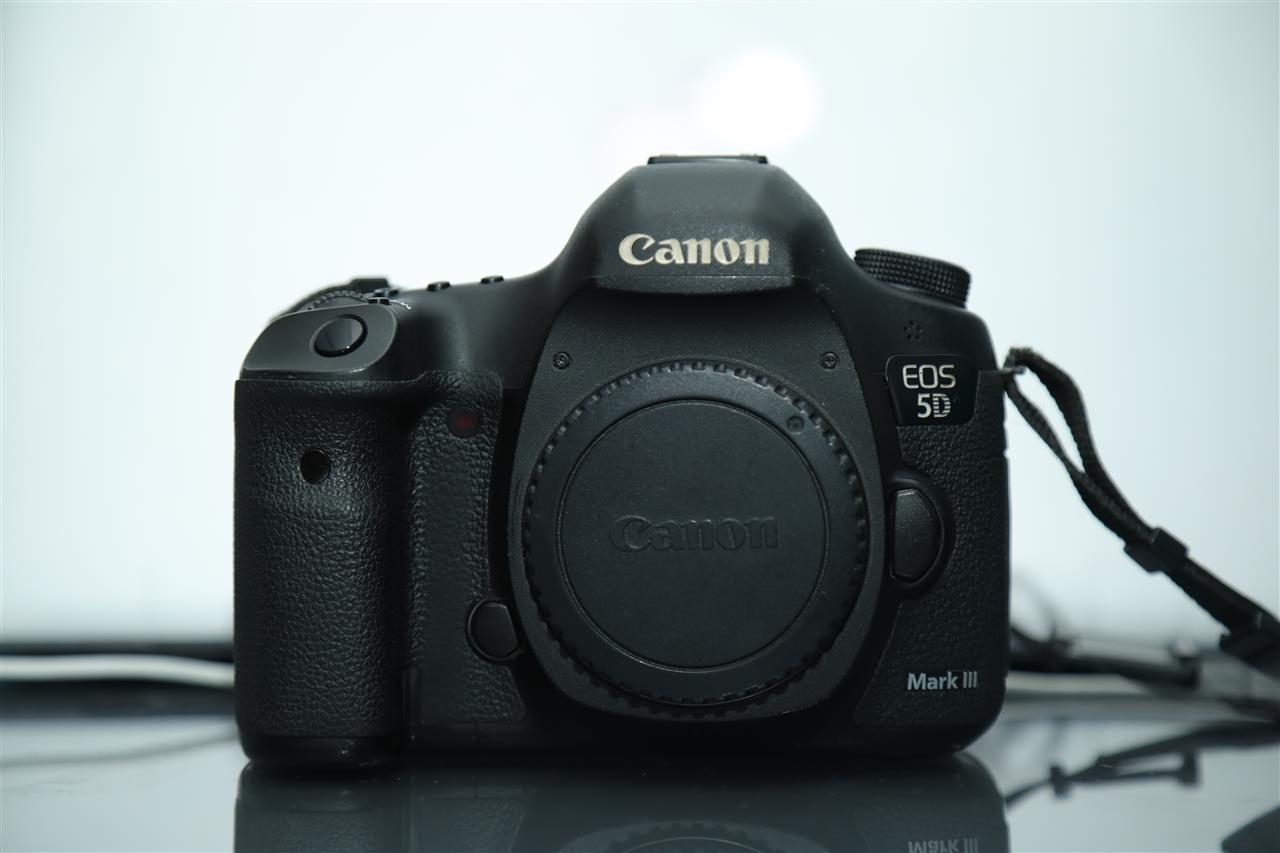Canon-5D-Mark-III