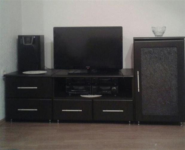 Komodin per TV