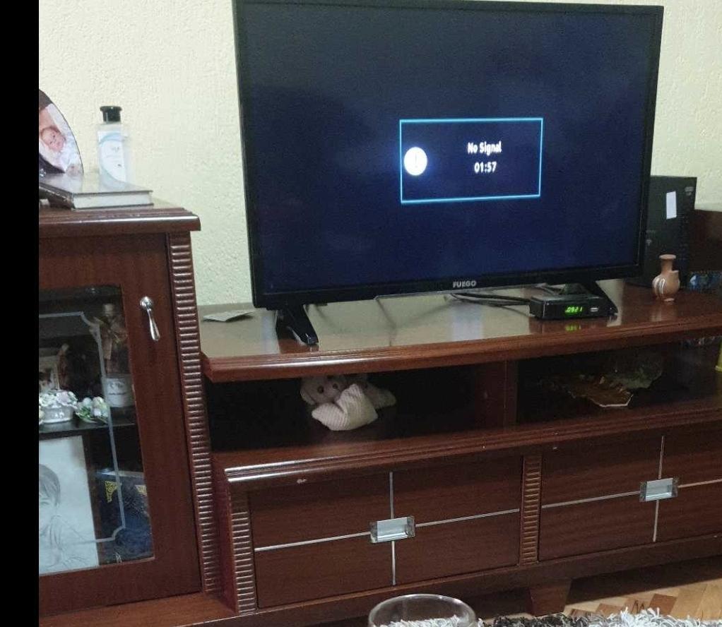 Shitet-komoda-per-Tv--